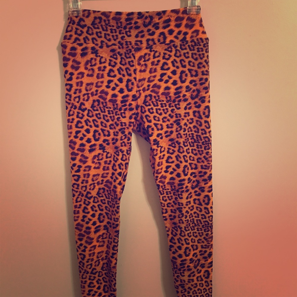 BNWOT LulaRoe leopard print leggings